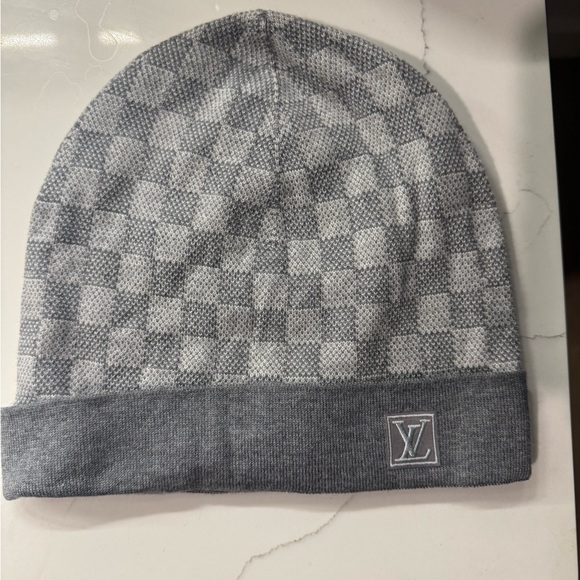 Hat - Picture 2 of 5